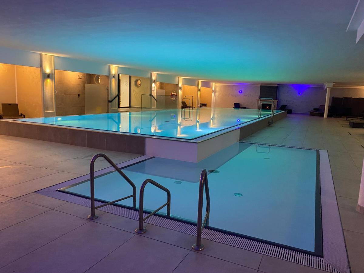 Avella "Sundowner" Mit Meerblick, Innenpool Und Eigener Wallbox Binz Exterior foto