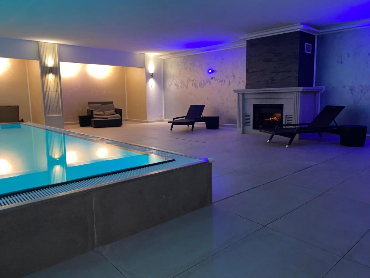 Avella "Sundowner" Mit Meerblick, Innenpool Und Eigener Wallbox Binz Exterior foto